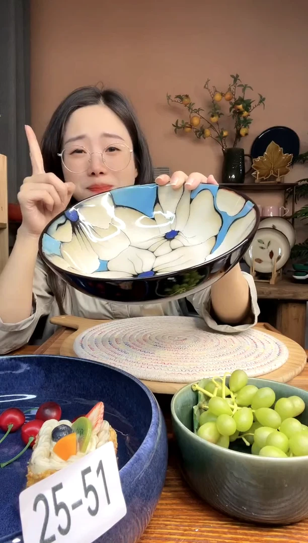 陶瓷8英寸玉兰蓝汤面碗  微瑕疵
