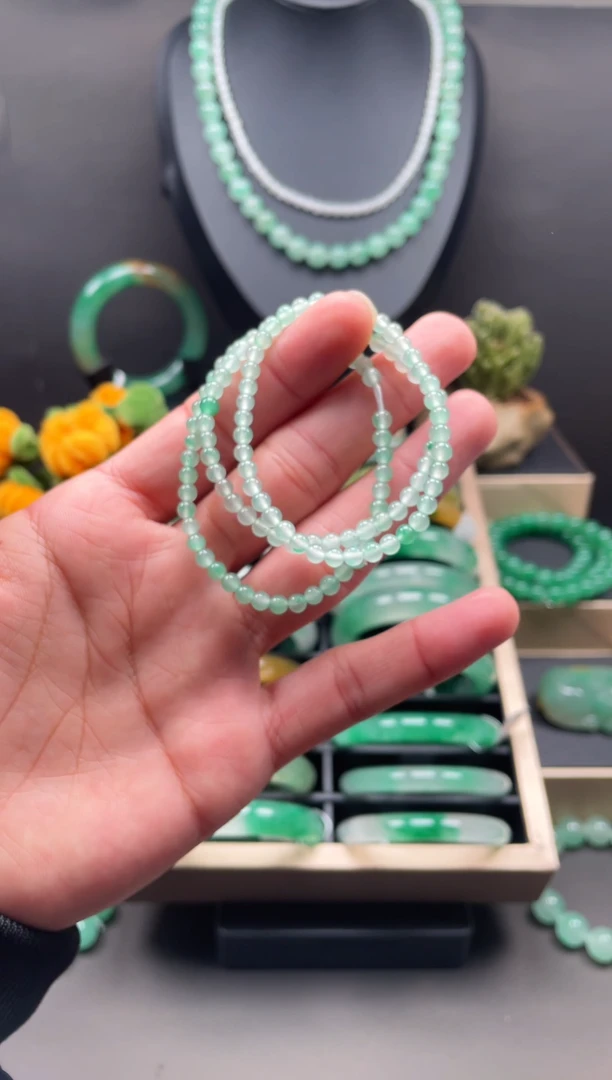 未镶嵌手镯石英质玉天然非洲翠