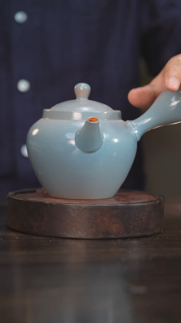【闪购商品】杯90柴房陶瓷丨蓝色侧把壶