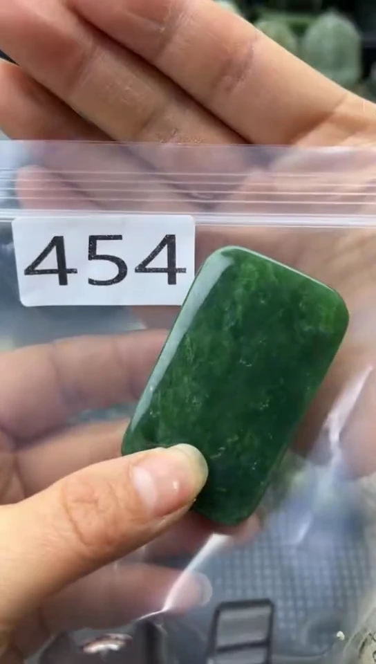 未镶嵌和田玉珠宝半成品牌子