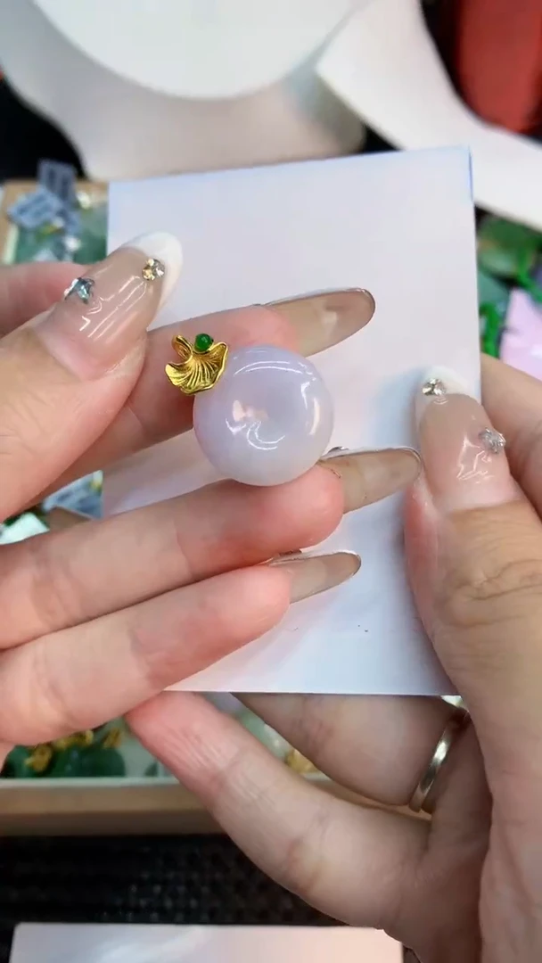 翡翠未镶嵌吊坠(不含链)1
