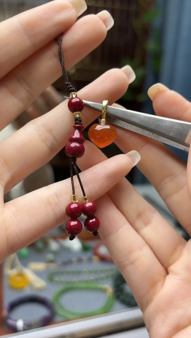 天然辰砂闲*朱砂挂件WY