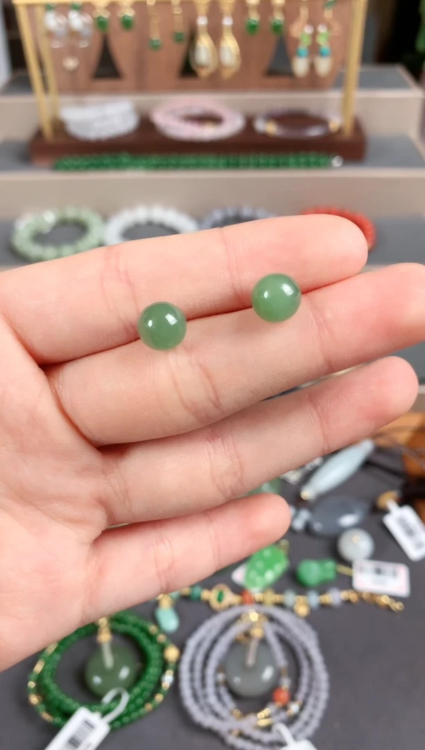 银S925镶嵌和田玉耳饰1