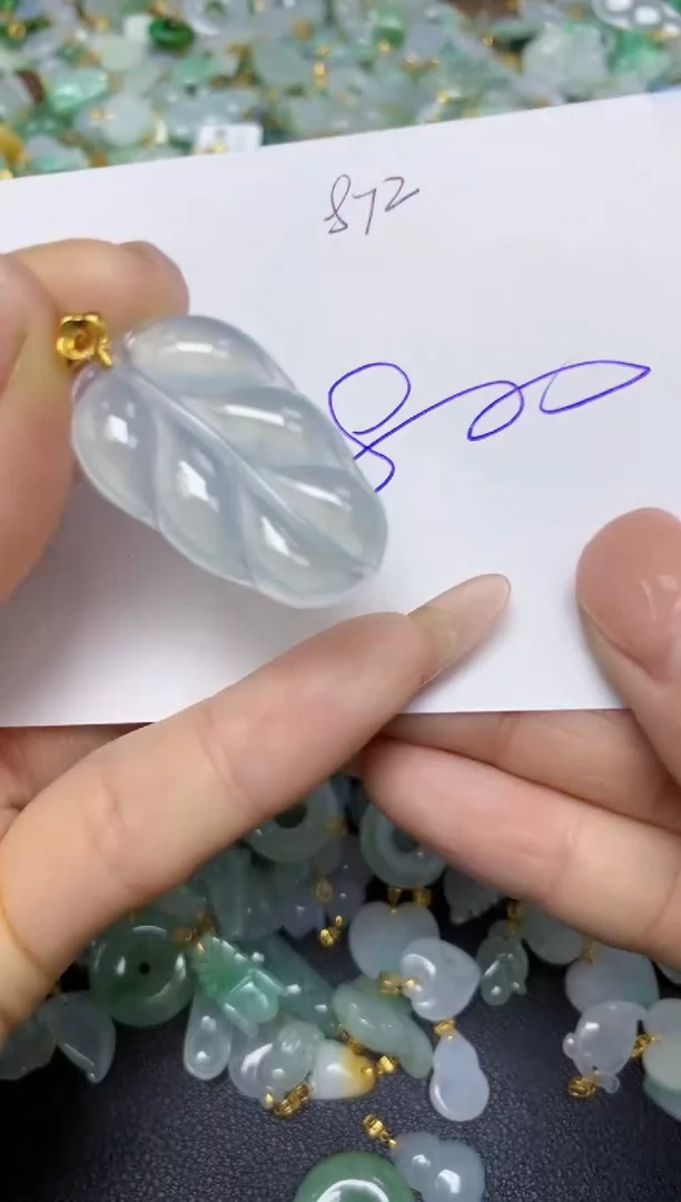 【闪购商品】翡翠挂件18K金镶嵌 天然翡翠A货