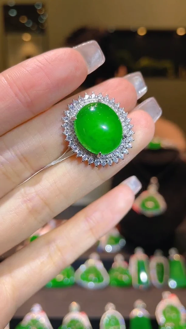 【闪购商品】翡翠吊坠(不含链)银S925镶嵌A17