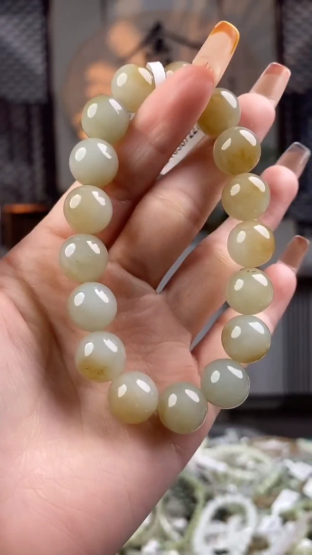 和田玉未镶嵌颈饰拍一发一