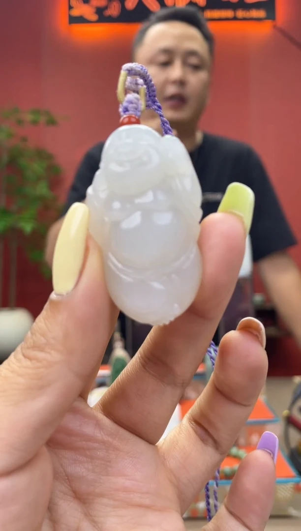 和田玉未镶嵌颈饰挂件