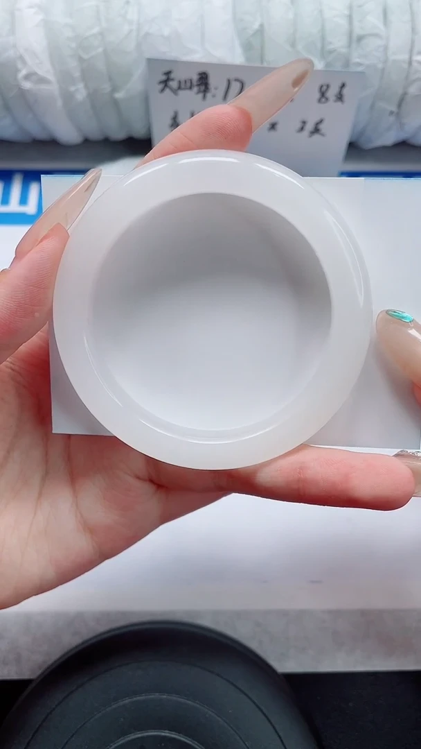 未镶嵌手镯石英质玉27-54/55