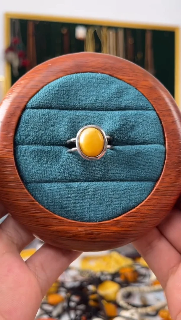 【闪购商品】蜜蜡戒指未镶嵌噶玛家