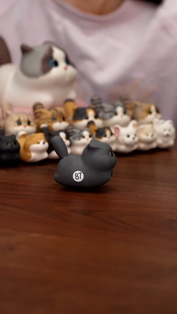 紫砂摆件微瑕猫猫