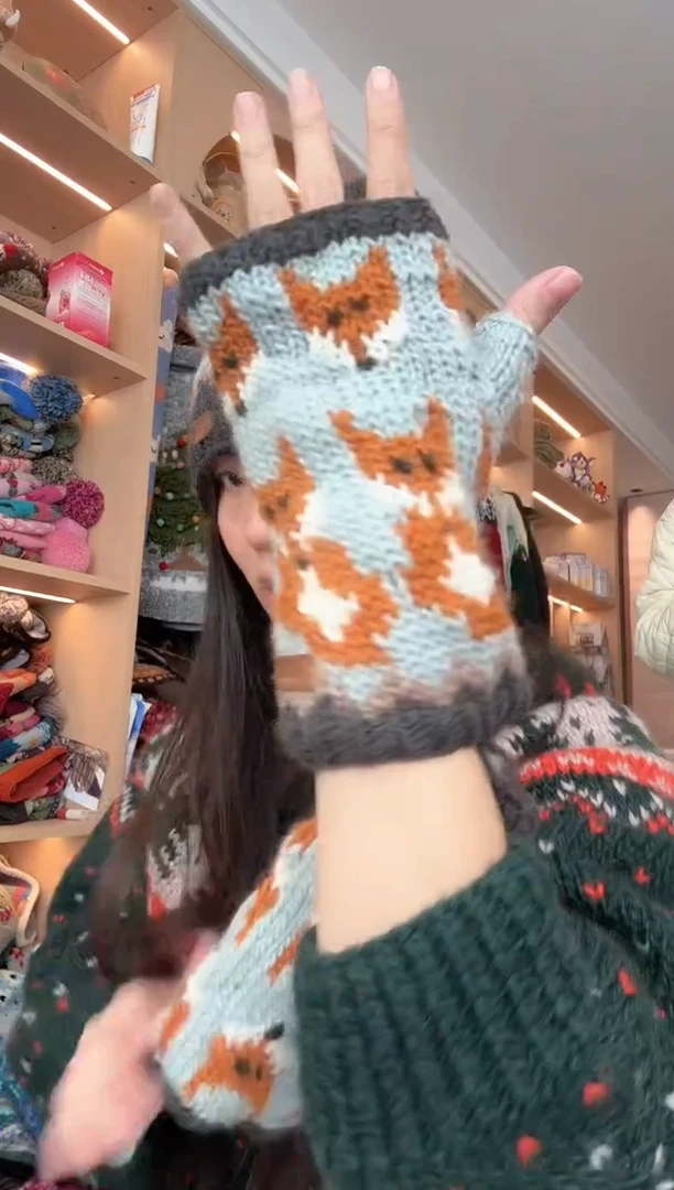 羊毛蓝灰小狐狸手套