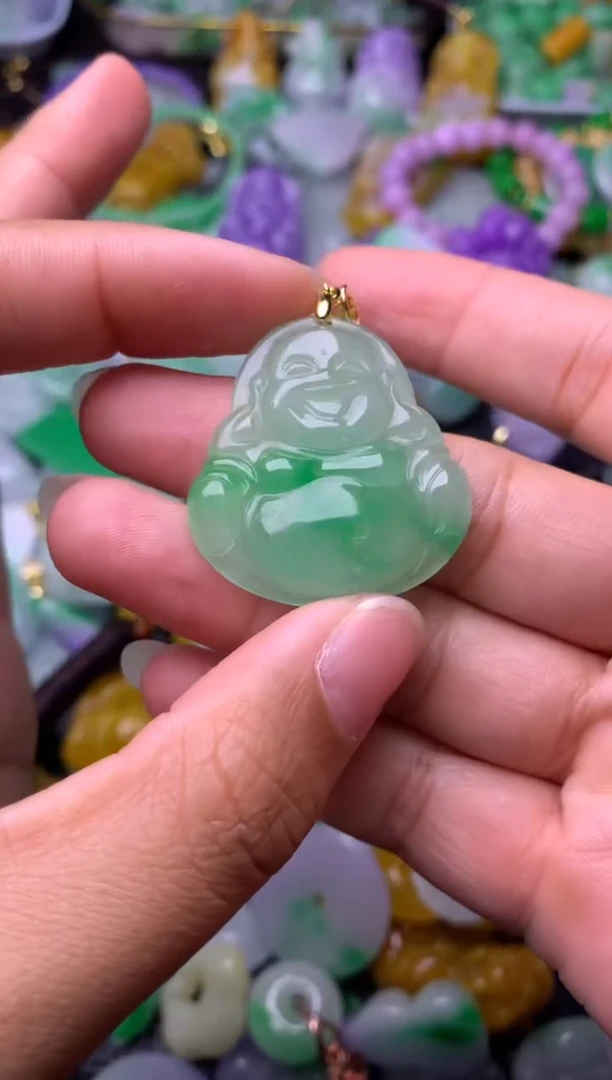 颈饰未镶嵌翡翠缅甸翡翠吊坠