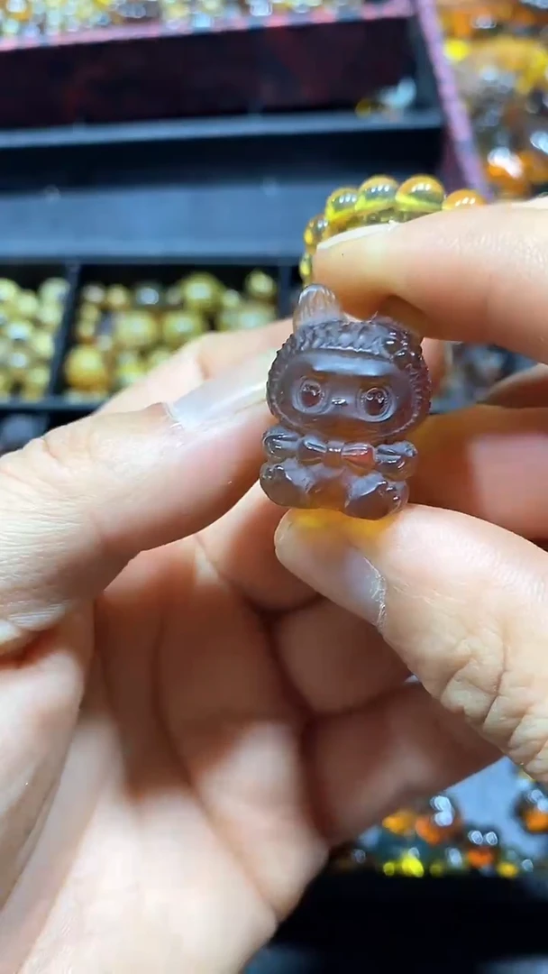 琥珀颈饰未镶嵌你***、天然缅甸琥珀闷包