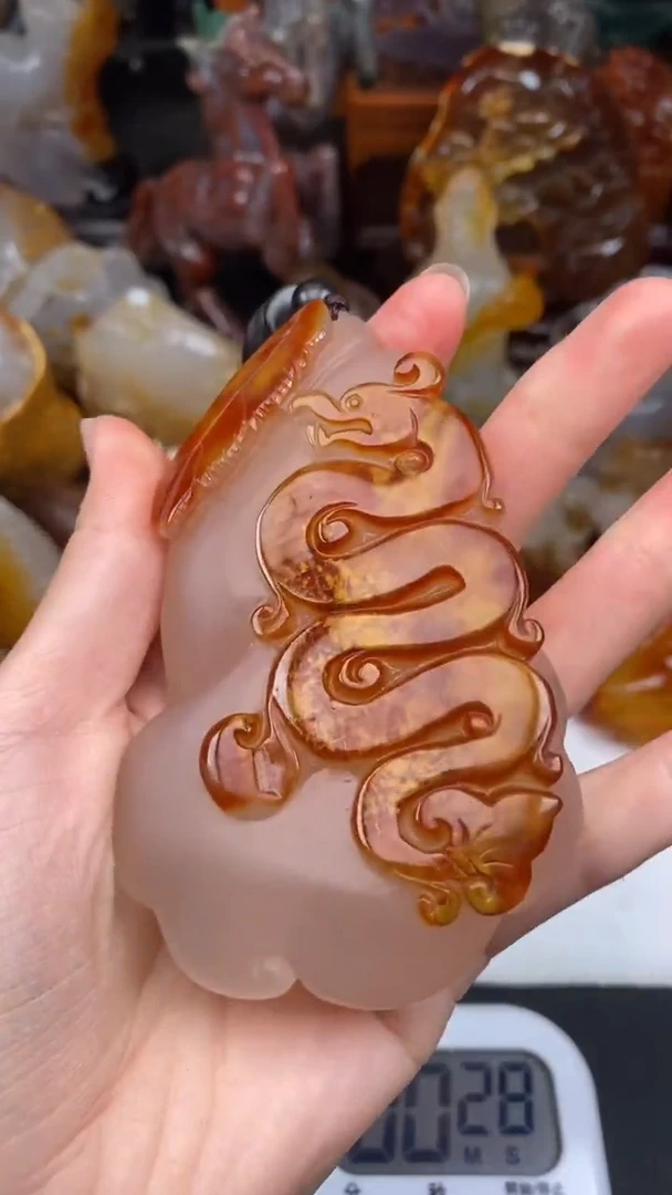 玛瑙/玉髓颈饰未镶嵌辉**泳AA