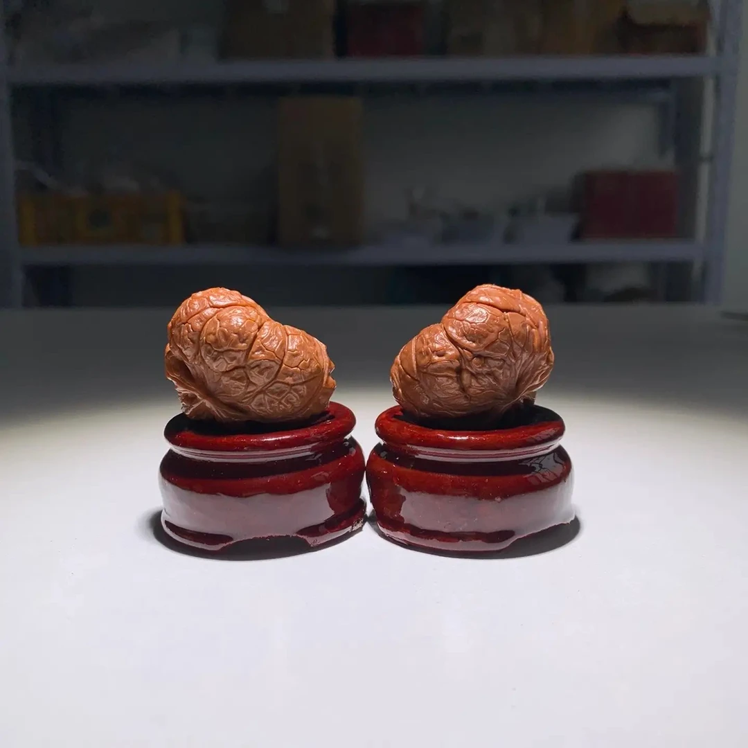 精品文玩核桃精挑细选甄选桩型专业配对手工挑选