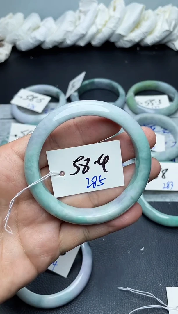 未镶嵌手镯翡翠285