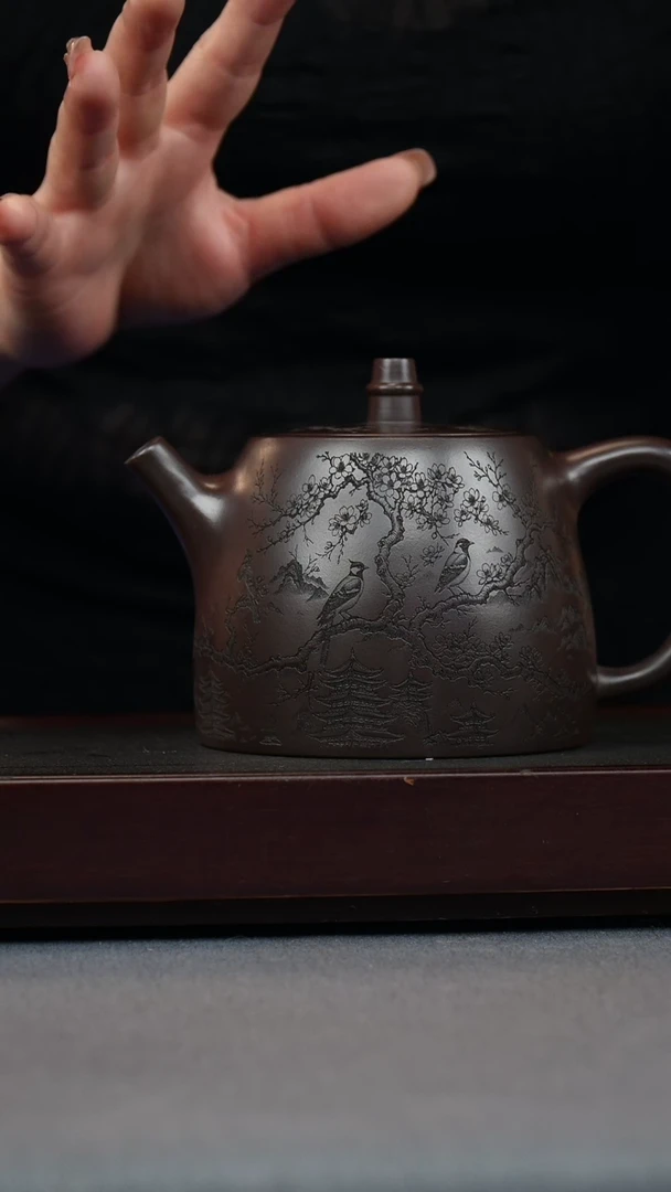 【闪购商品】紫砂茶壶文革紫泥 汉铎 刻寒雀图