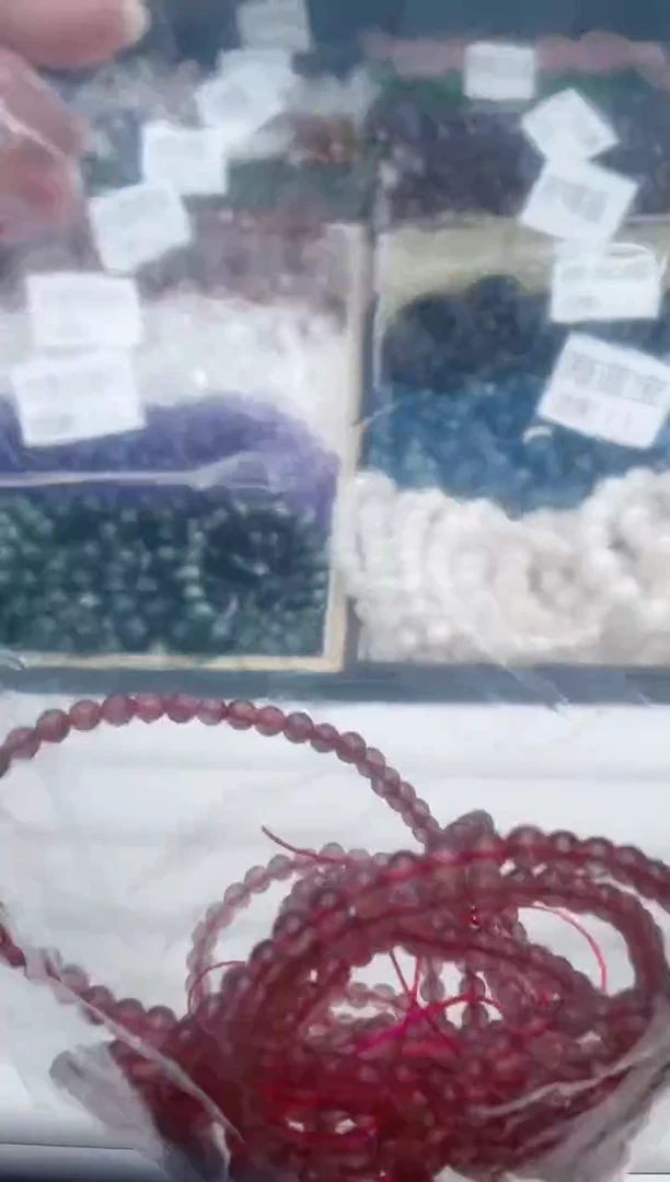 【闪购商品】水晶手链未镶嵌草莓