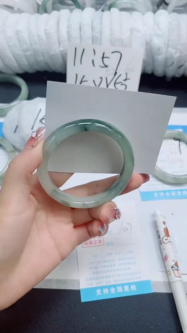 石英质玉手镯未镶嵌b210-60.7