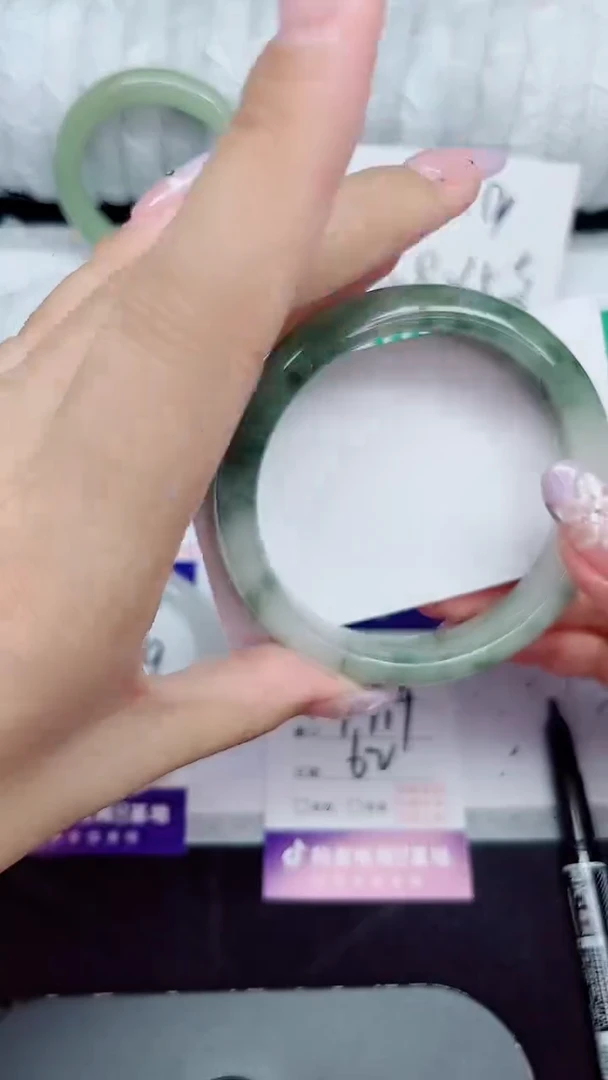 未镶嵌手镯石英质玉360-62/63