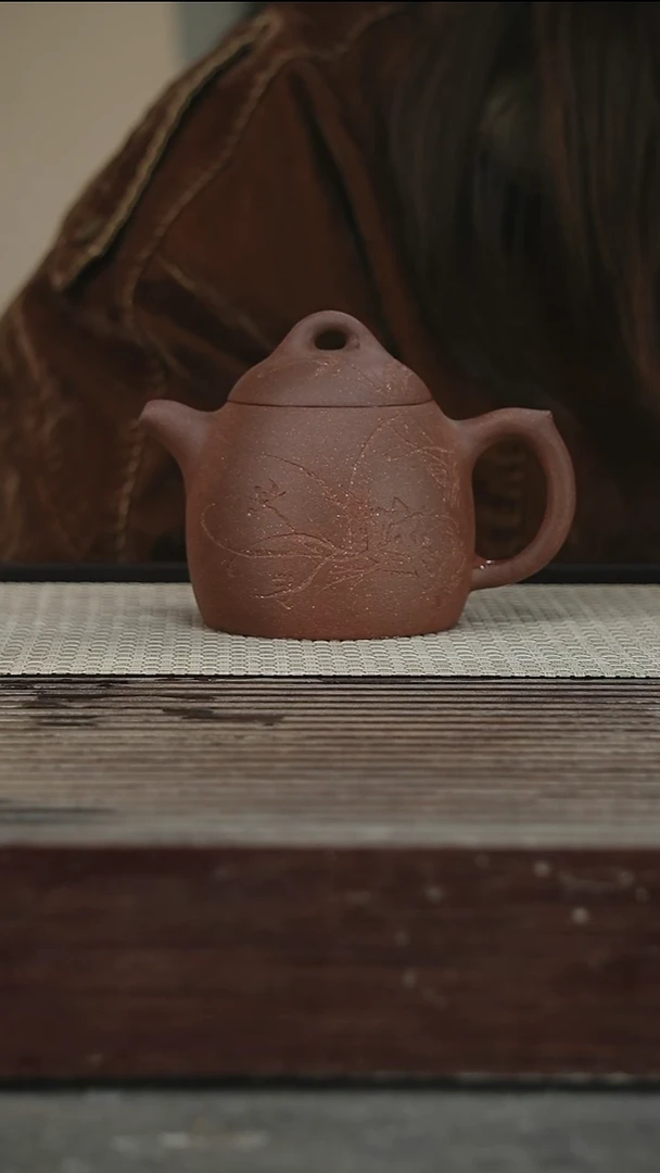 茶壶紫砂81号300CC