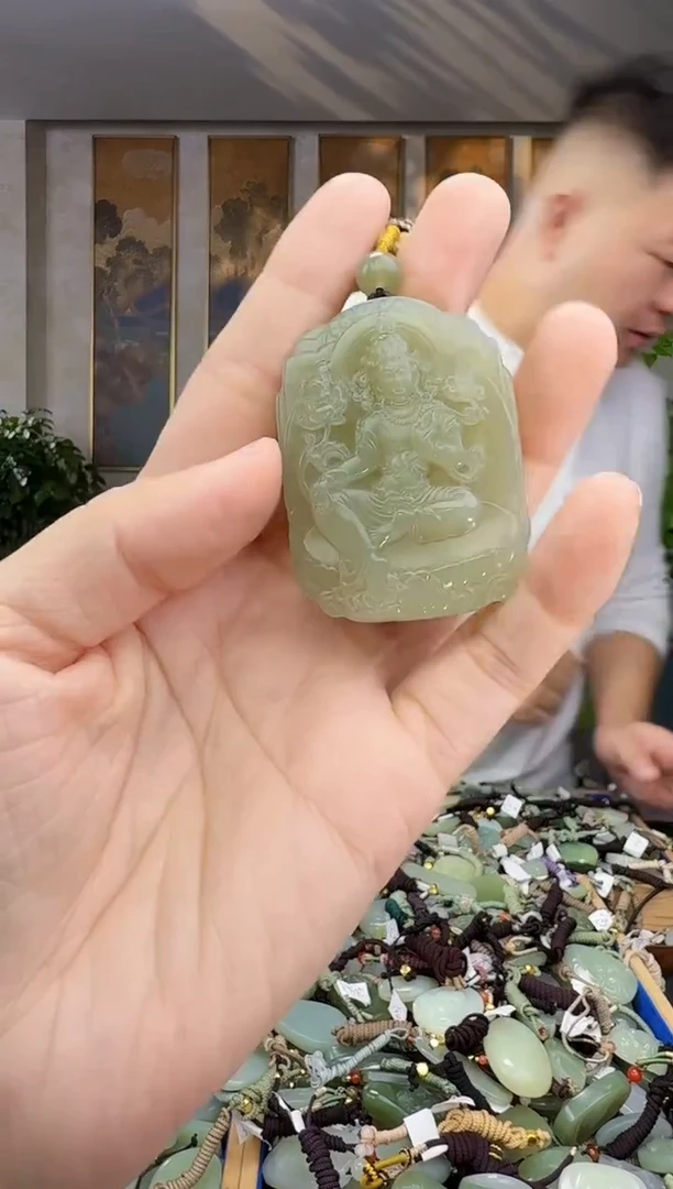 未镶嵌和田玉挂件拍一发一