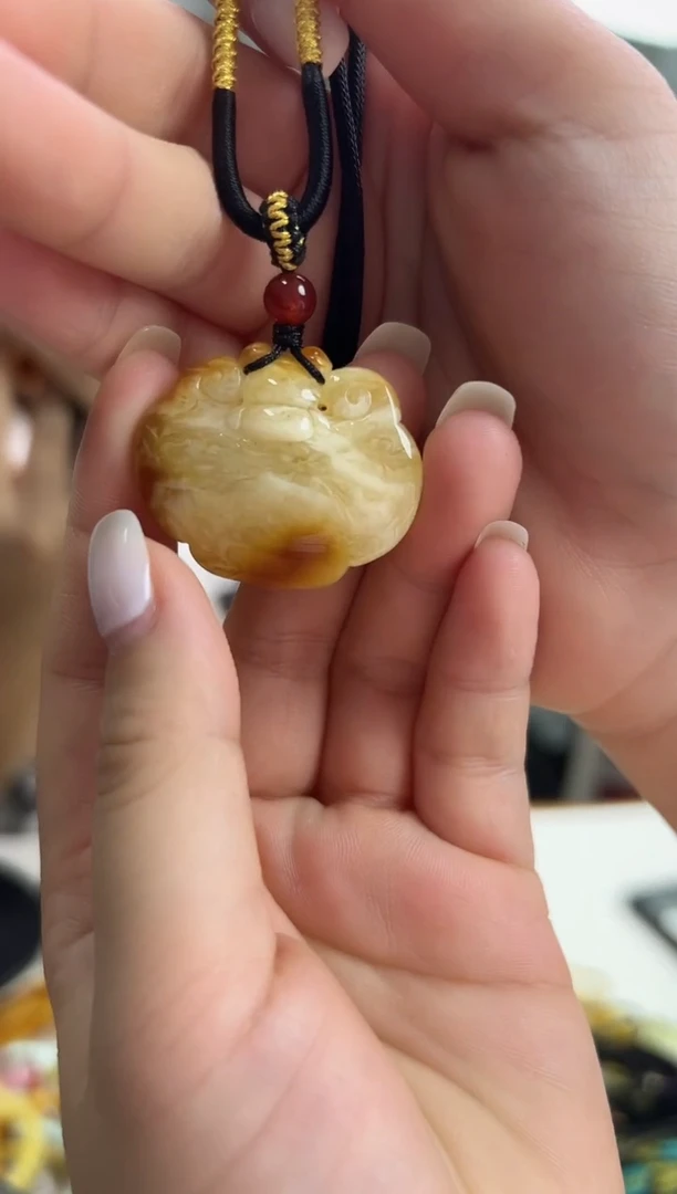裸石琥珀未镶嵌琥珀蜜蜡吊坠