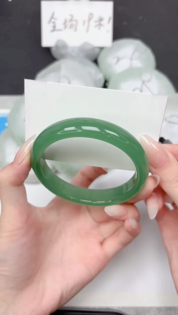 未镶嵌手镯石英质玉307-61.2