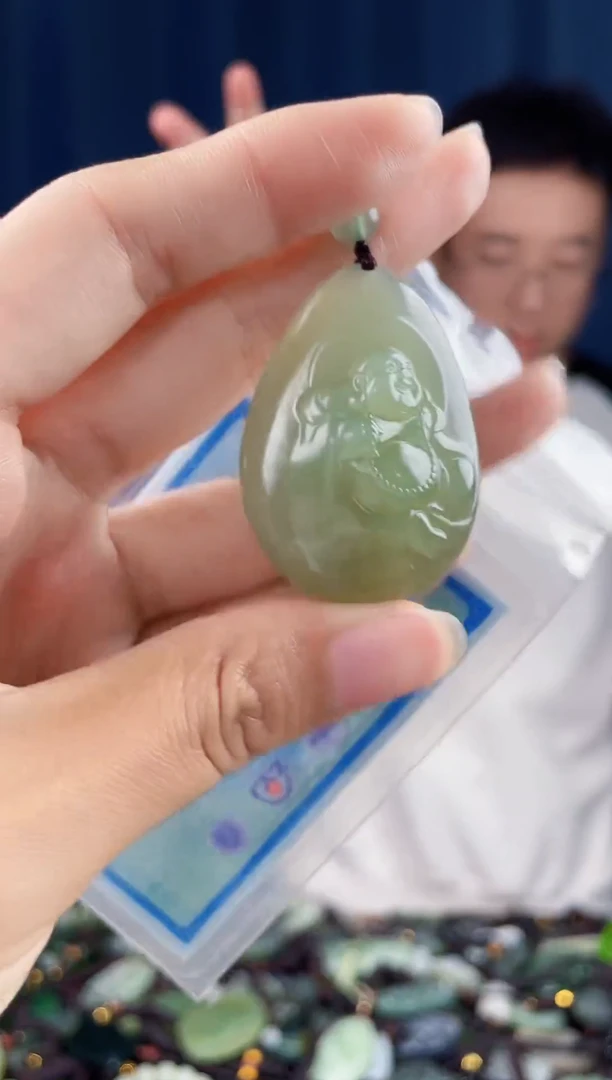 未镶嵌和田玉挂件拍一发一，多样性发货