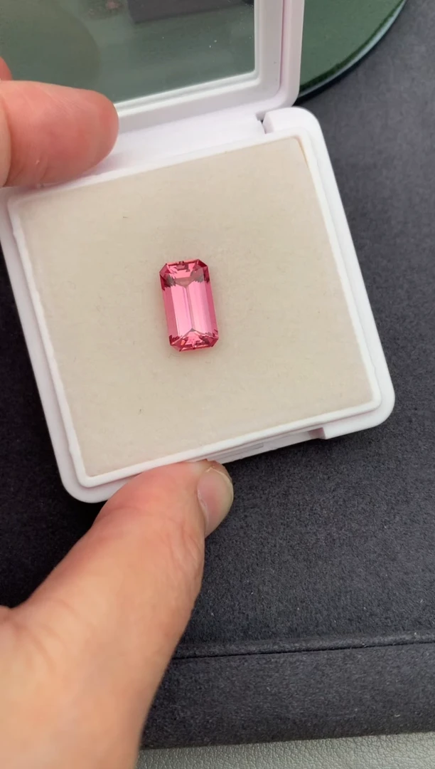 未镶嵌裸石碧玺4.8ct粉碧玺定制bc