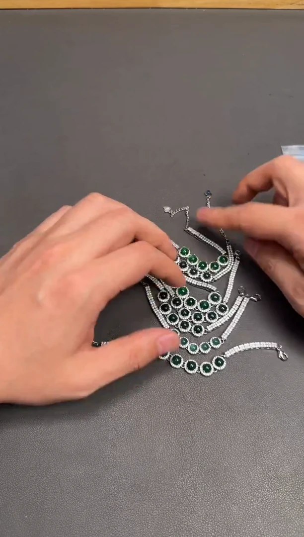 未镶嵌挂件翡翠025302530253