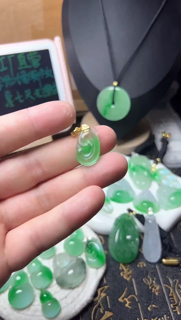 颈饰未镶嵌翡翠所见即所得，一图一物