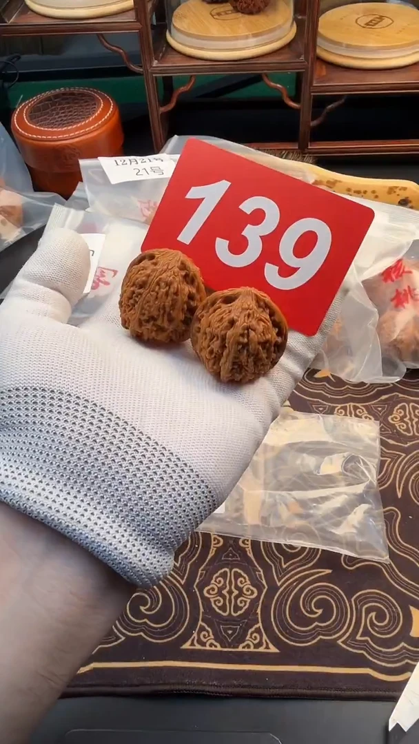 把件文玩核桃38原树蛮王