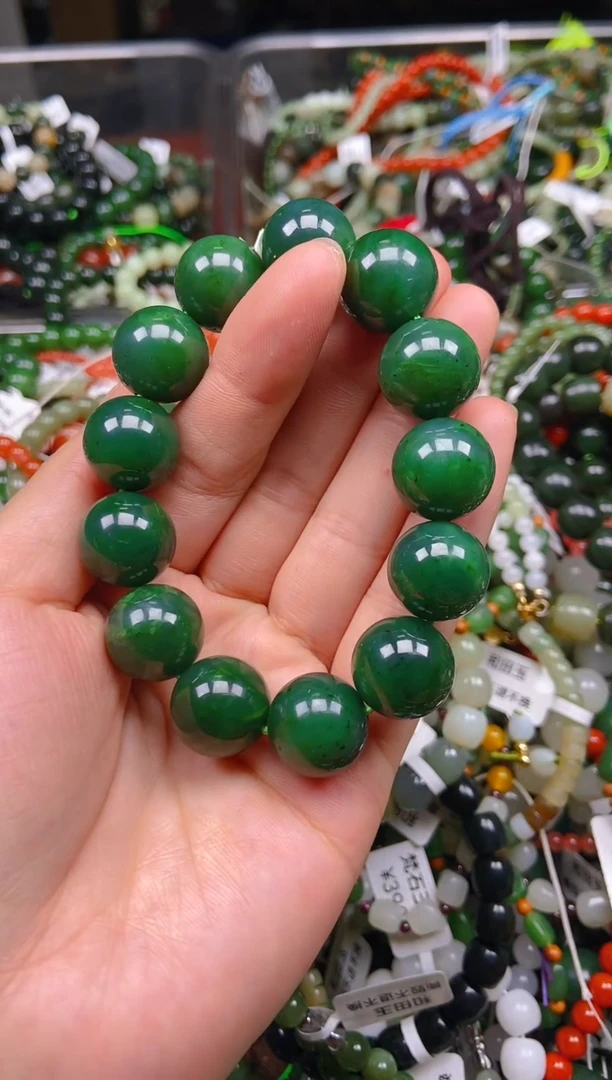 和田玉未镶嵌挂件1