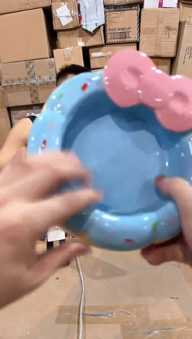 瓷片甜甜圈猫碗