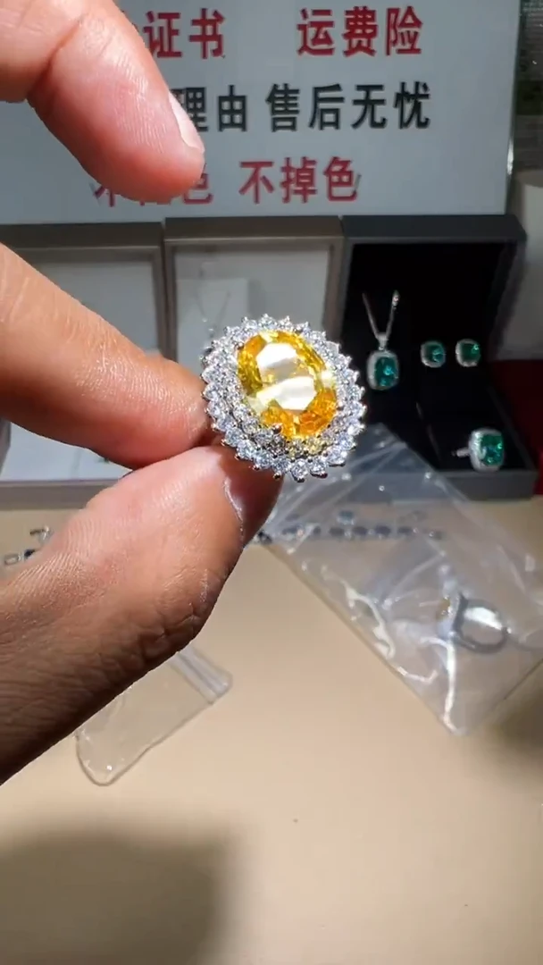 铂Pt950镶嵌戒指/指环钻石HUANG ZUAN HUA