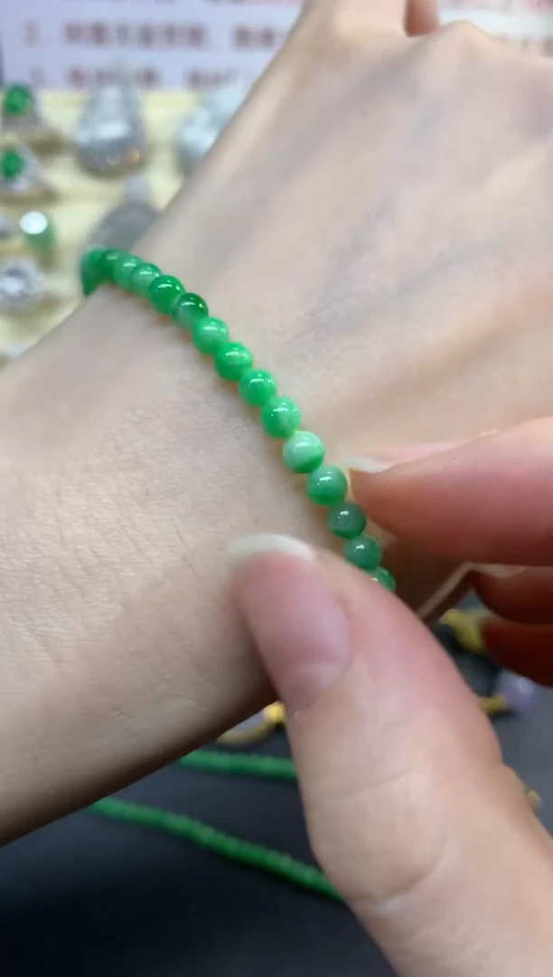 未镶嵌手串翡翠手串|1000+100