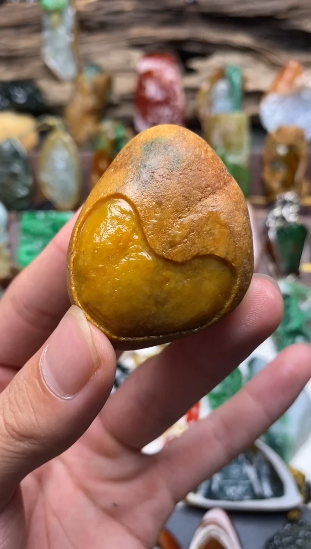 颈饰未镶嵌翡翠大马坎独料石来运转