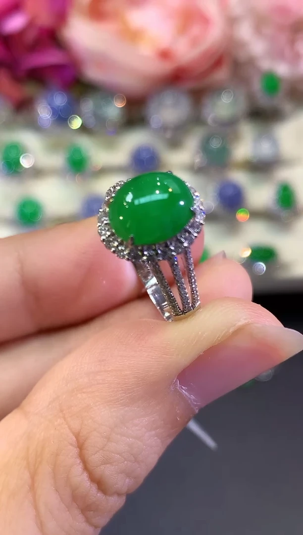 18K金镶嵌戒指翡翠B155