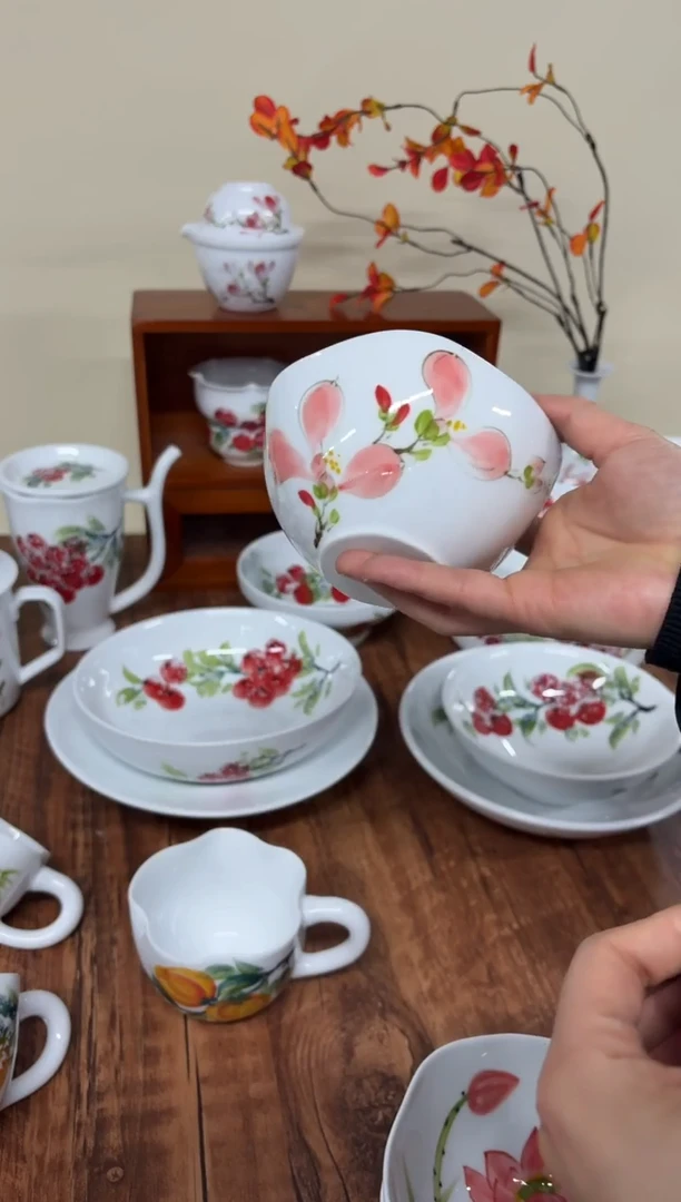 景德镇手绘釉中彩（食品级）大号宝宝碗