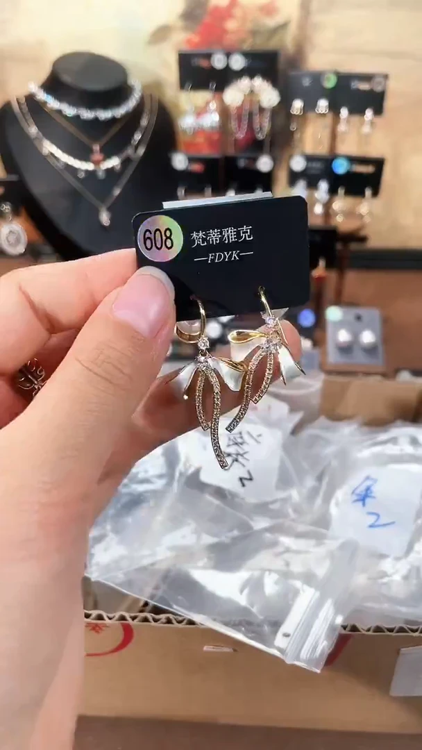 铜合金925银锆石梵608