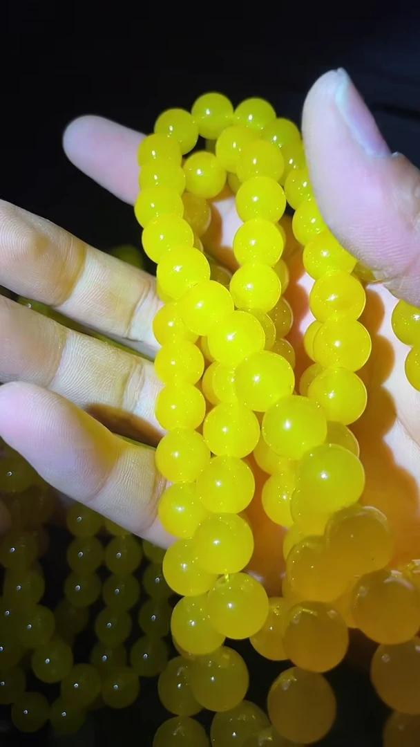 和田玉（黄玉）未镶嵌挂件玄黄项链