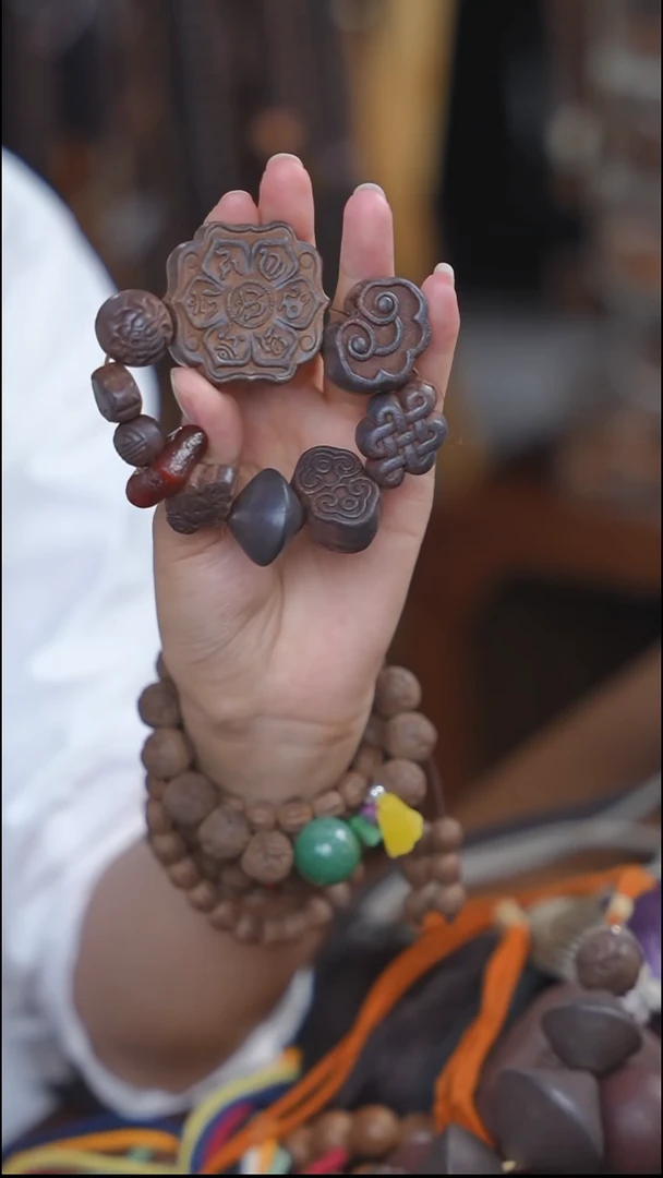 泥塑生命之光+念慈+次第六字合集多宝手串