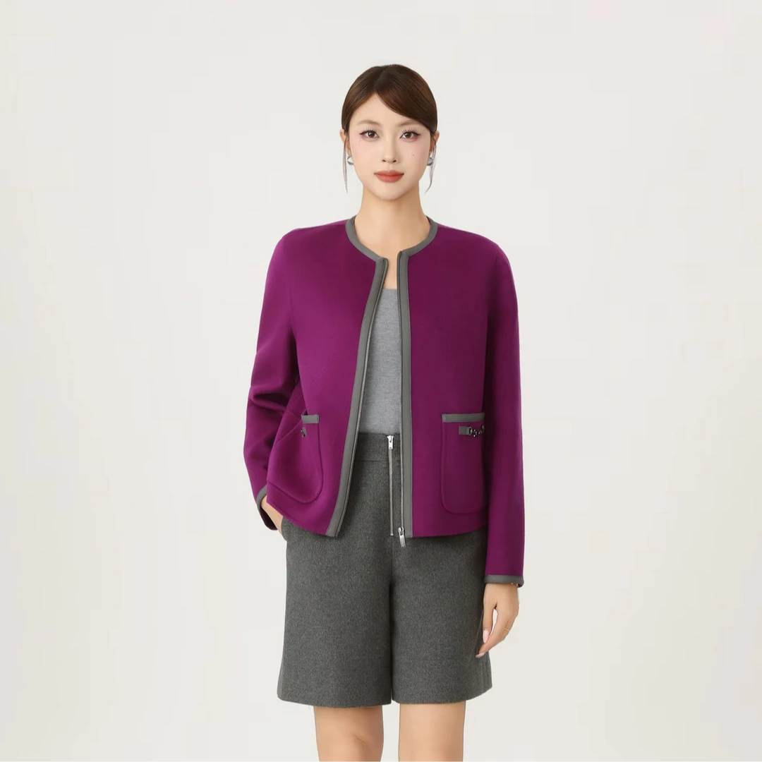 AMASS/阿玛施秋季长袖女厚款明线短款冬短外套上衣女装圆领540022