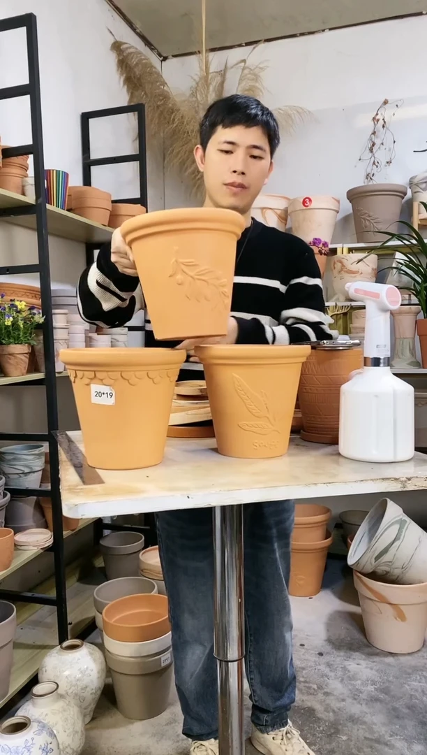 【闪购商品】红陶20*19红陶浮雕3图案 3盆无托