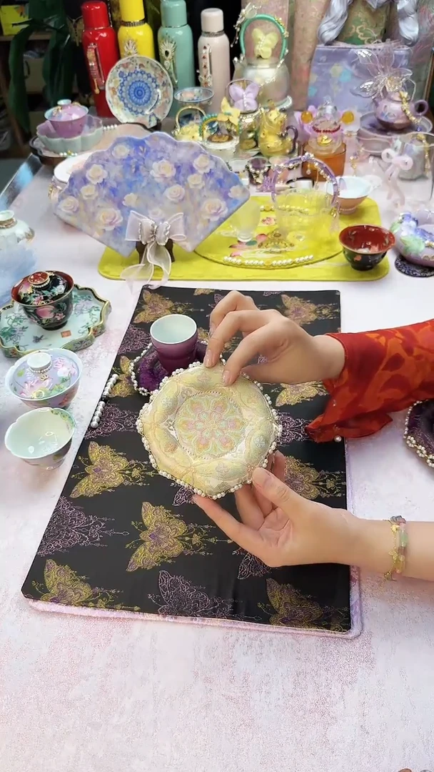 35粉金宝相花钉珠甜甜圈