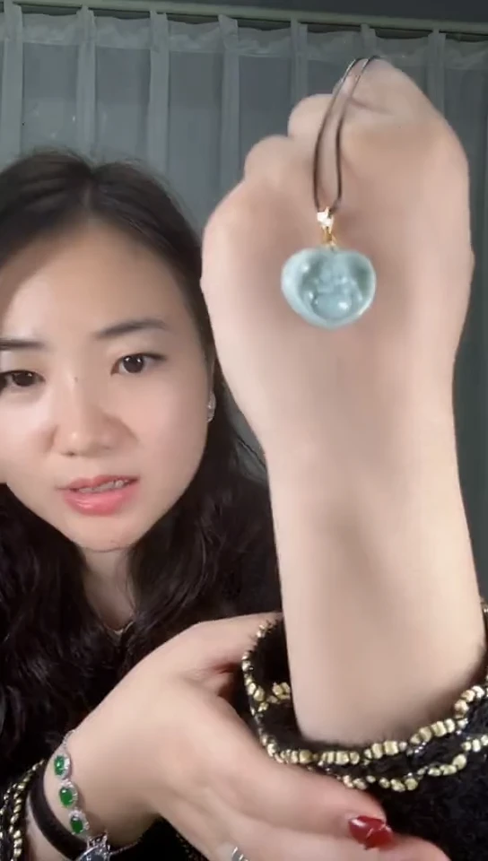 【闪购商品】翡翠颈饰未镶嵌00000048