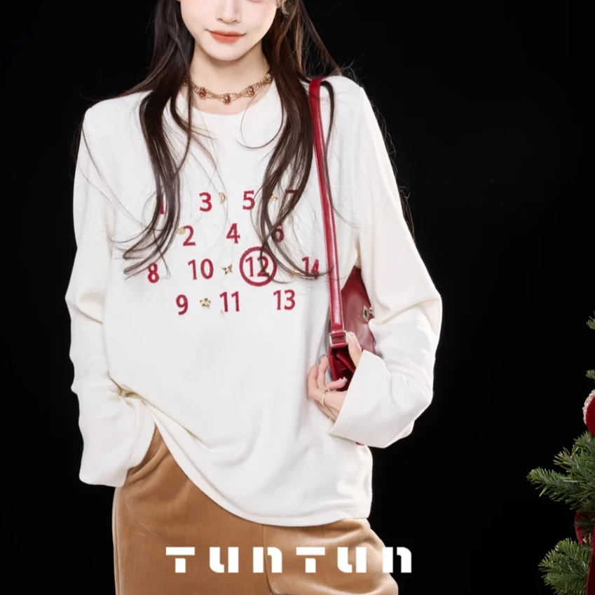 吞吞穿搭日记【倒计时 白色】红白撞色 立体印花双面德绒长袖