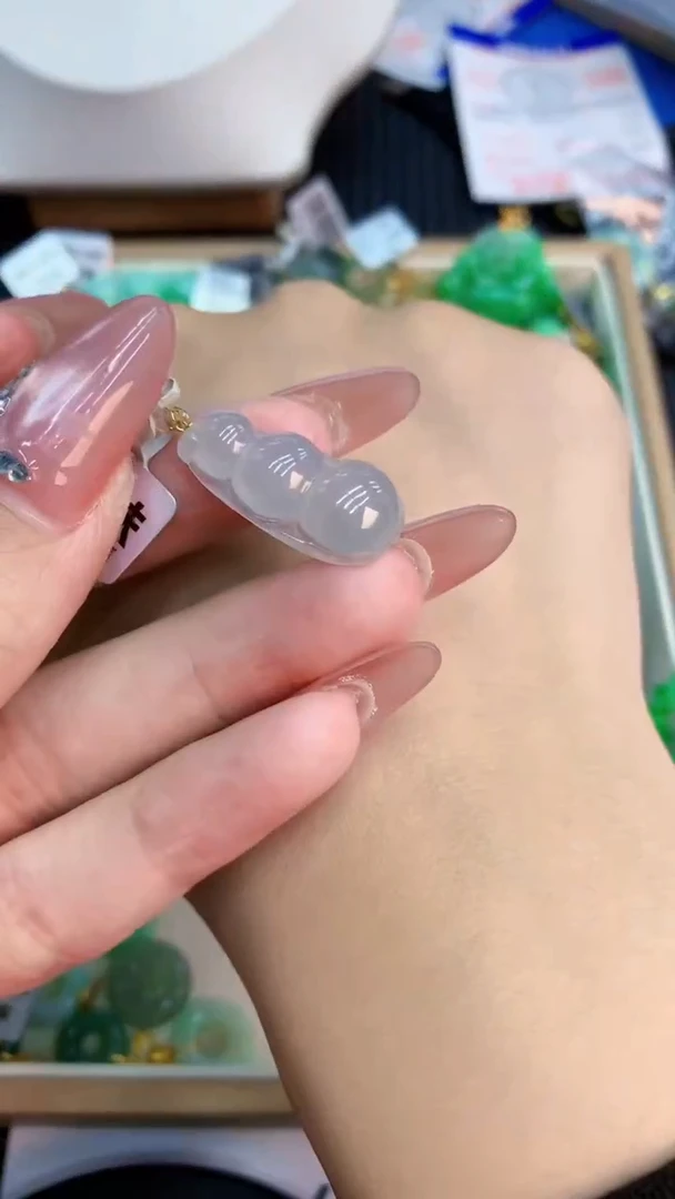 翡翠18K金镶嵌吊坠(不含链)1