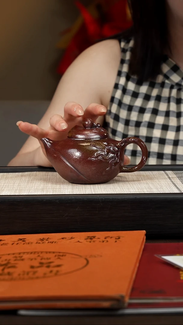 茶壶紫砂【P047】圣桃 230c YMJ